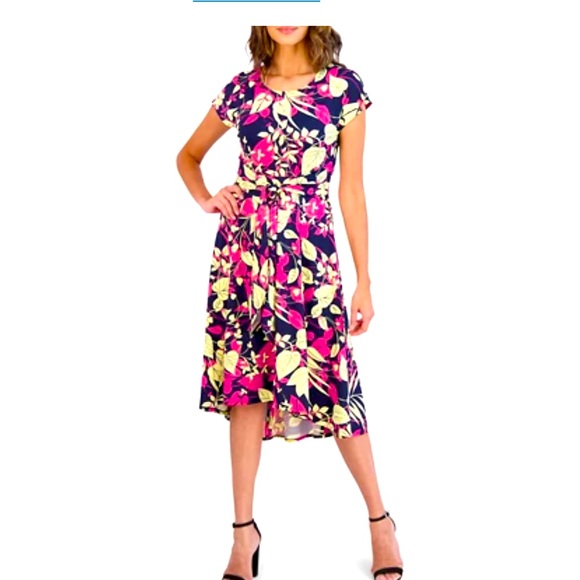 Signature by Robbie Bee Dresses First Pic Copy From Original Store